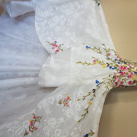 SHERRI HILL WHITE FLORAL LACE PROM DRESS - Picture 6 of 16